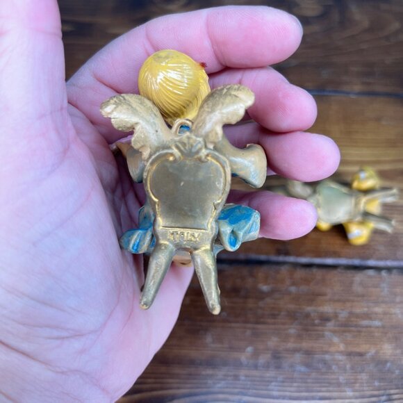 Vintage Angel Musician Figurines Sitting on Chairs Set Of 3 Made in Italy - Picture 7 of 13